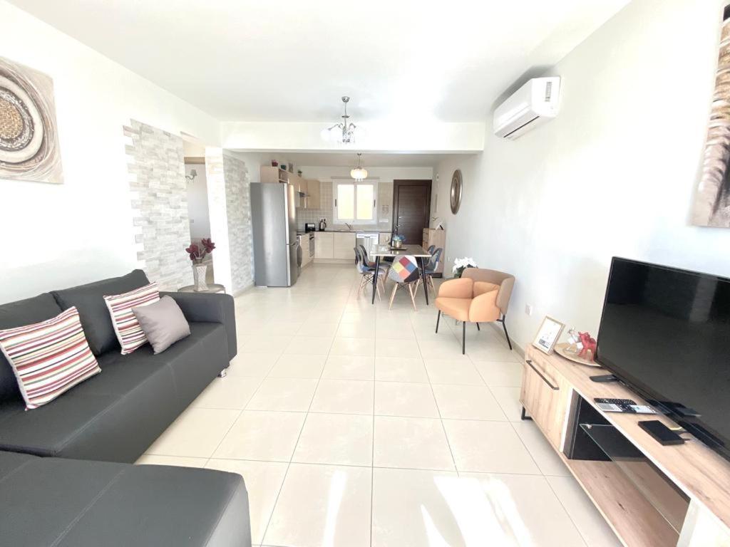 Nissi 3 View Holiday 2 Bedroom Apartment Agia Napa Exterior foto