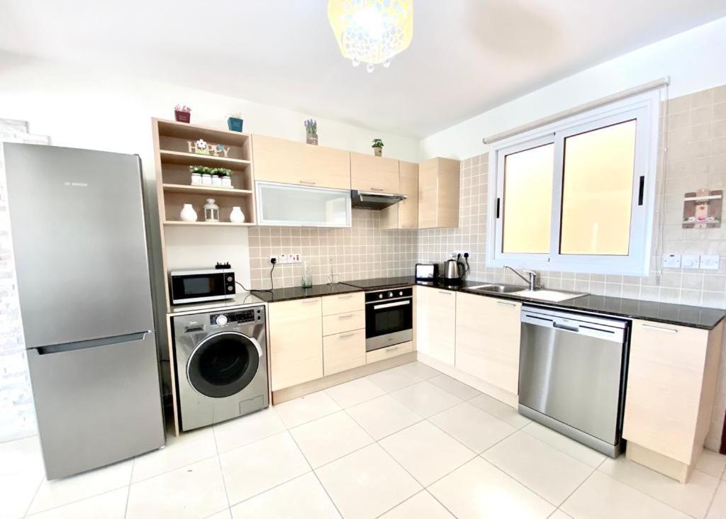 Nissi 3 View Holiday 2 Bedroom Apartment Agia Napa Exterior foto